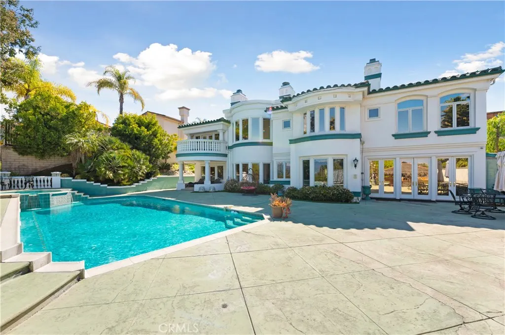 2821 Countrywood Lane