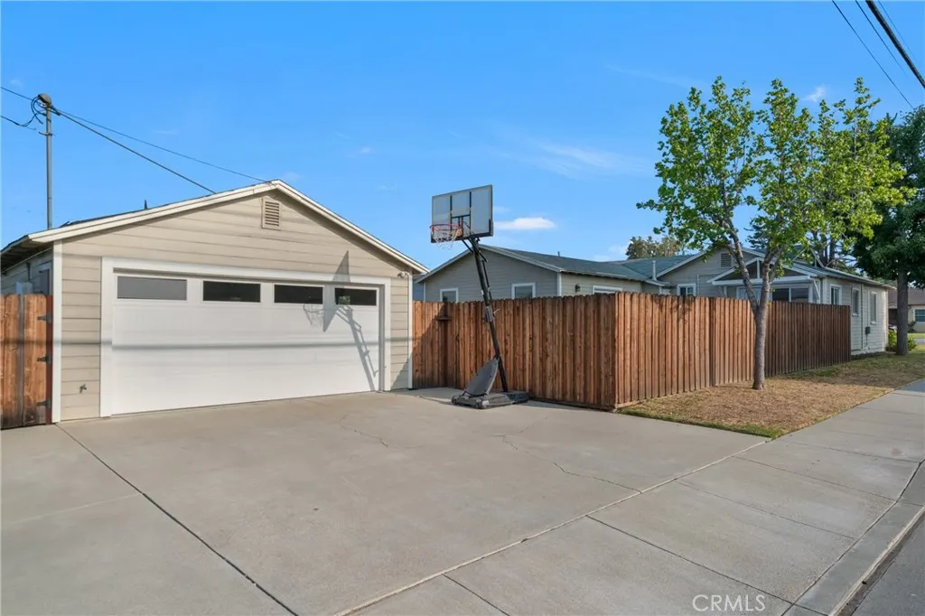 1782 3rd Street