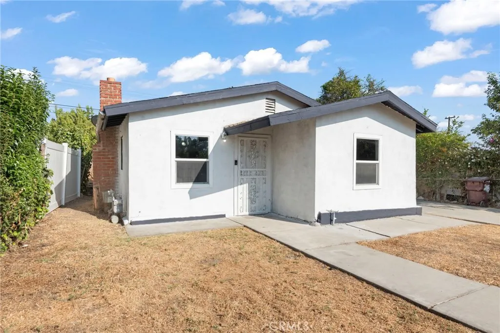 216 S Sandalwood Avenue