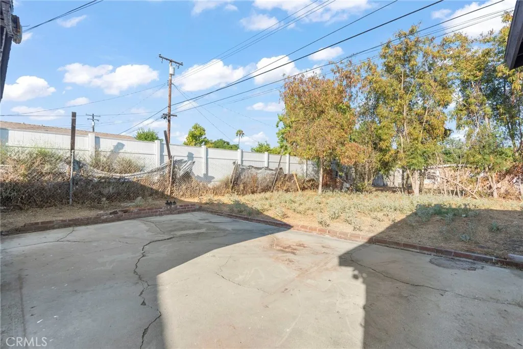 216 S Sandalwood Avenue