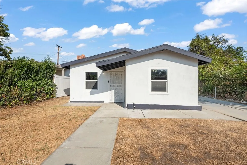 216 S Sandalwood Avenue