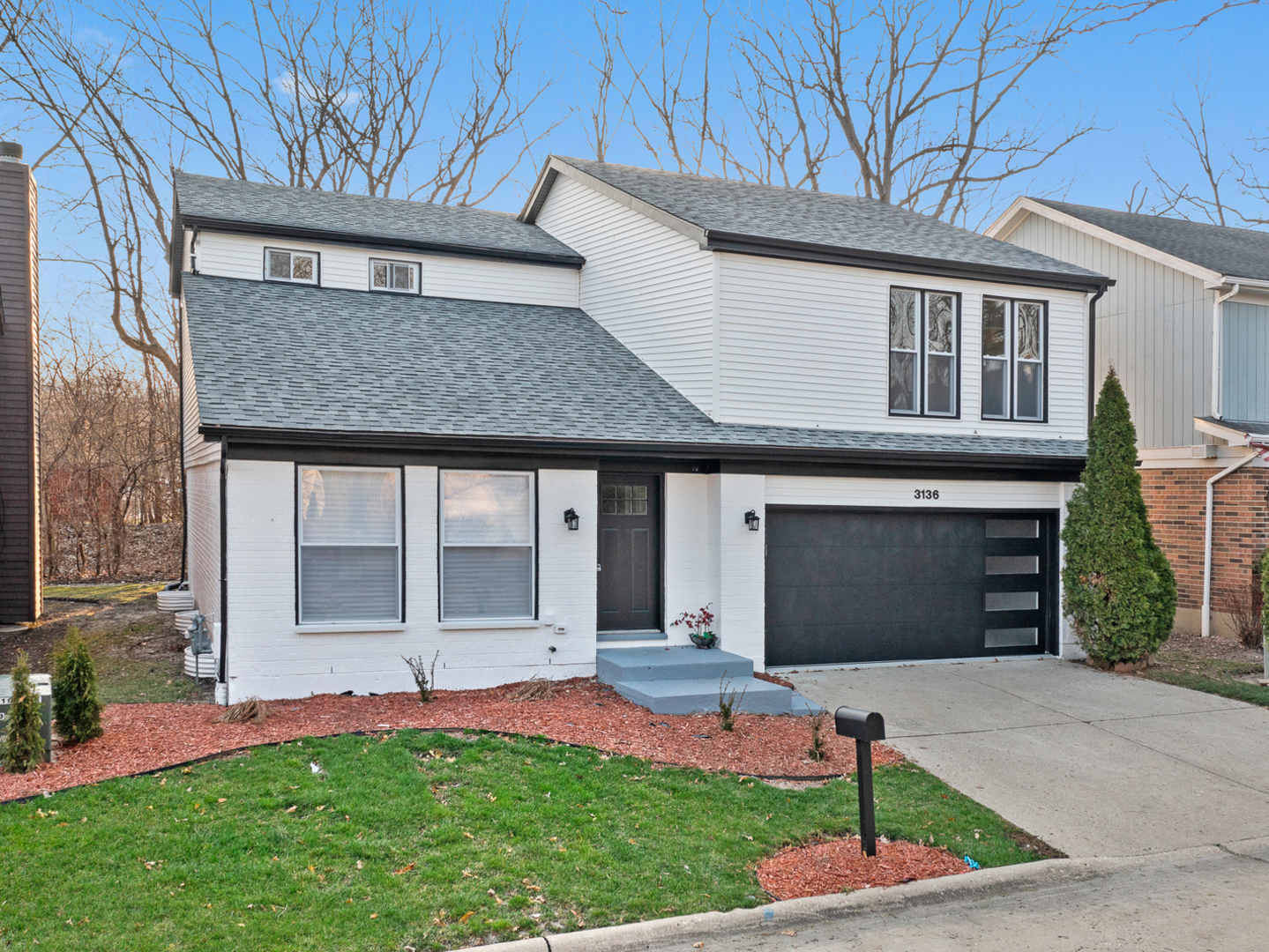 3136 Cottonwood Court IL