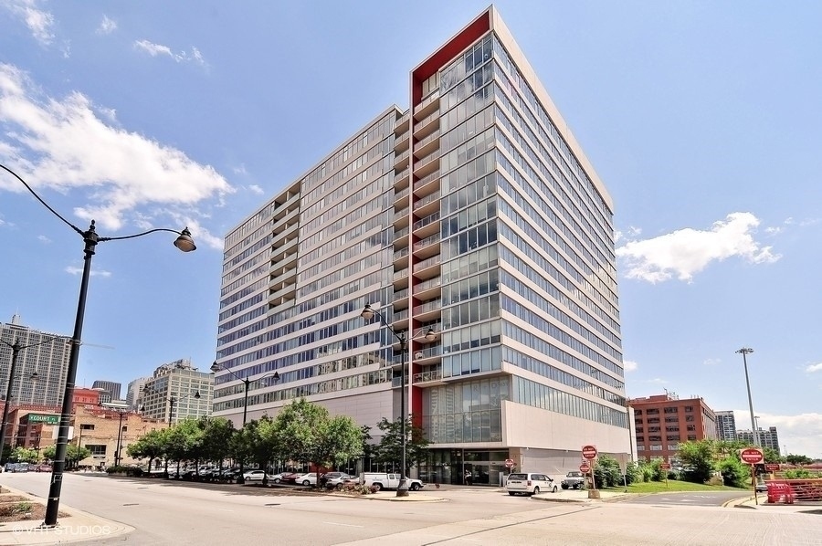 659 W Randolph Street 807 IL, #807