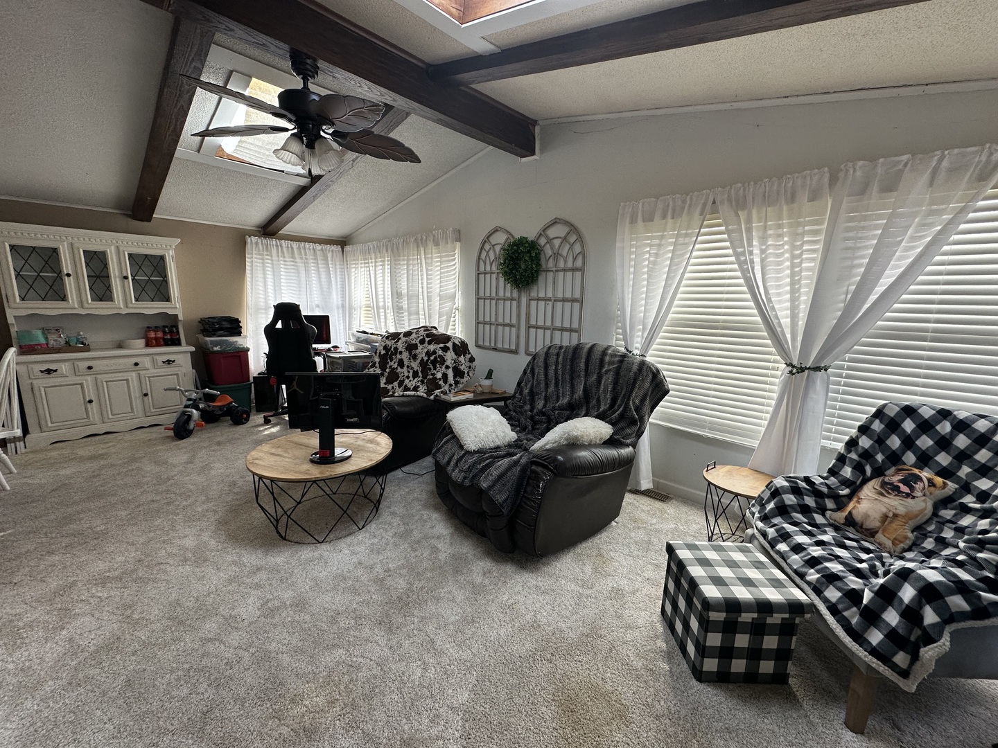 171 N Windmere Circle IL