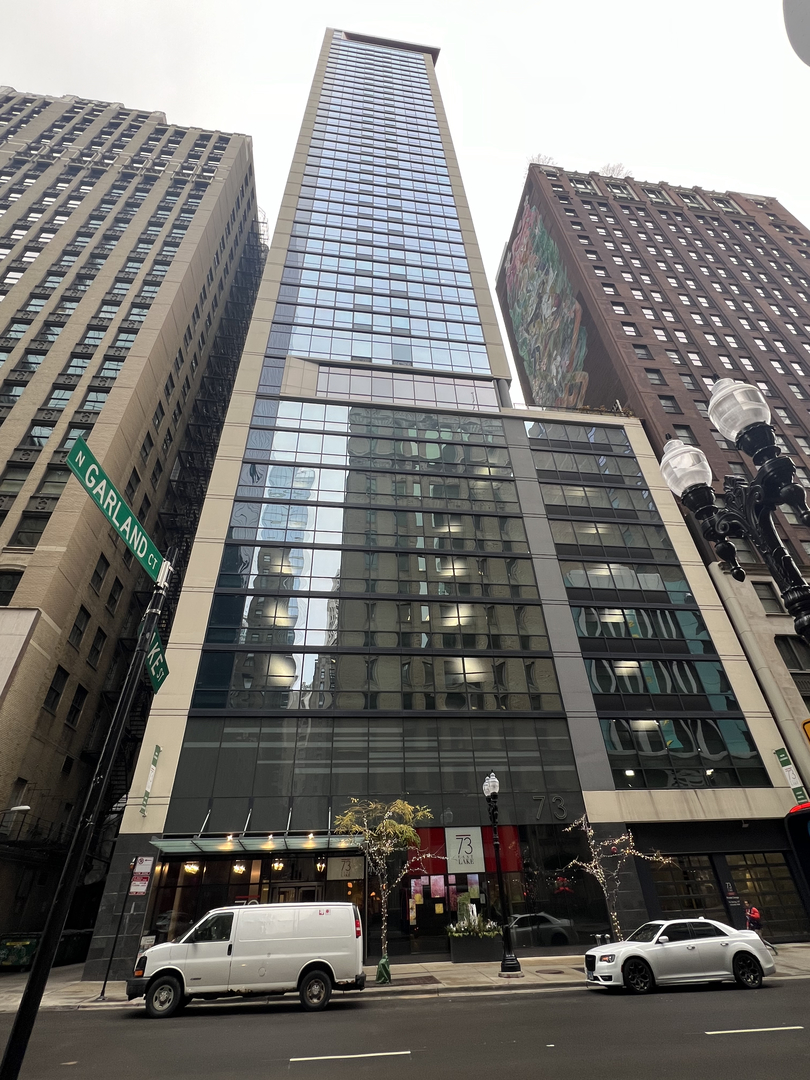 73 E Lake Street 3607 IL, #3607