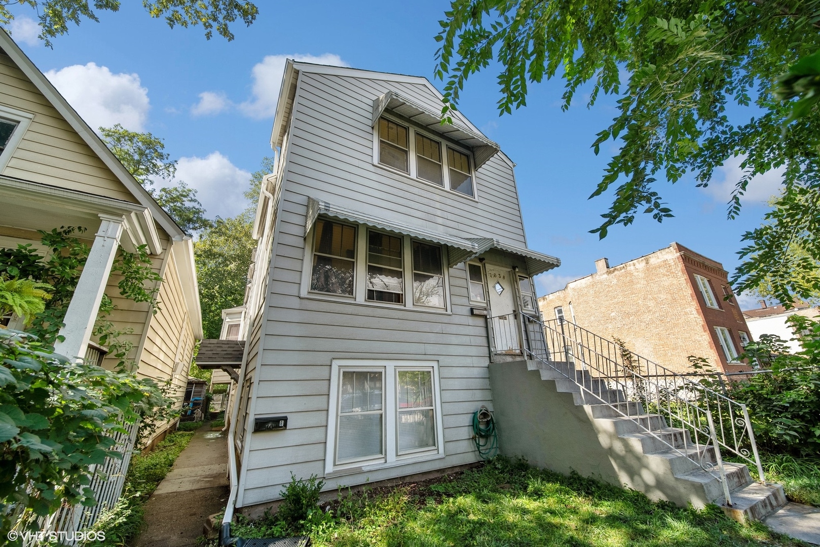 7038 S Woodlawn Avenue IL