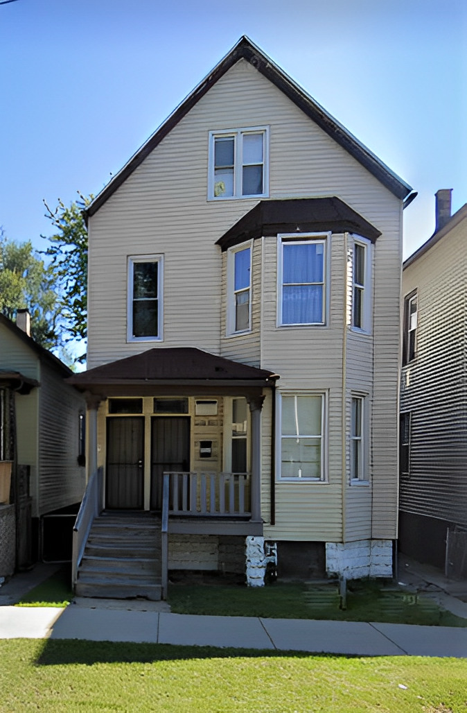 8231 S COLES Avenue IL