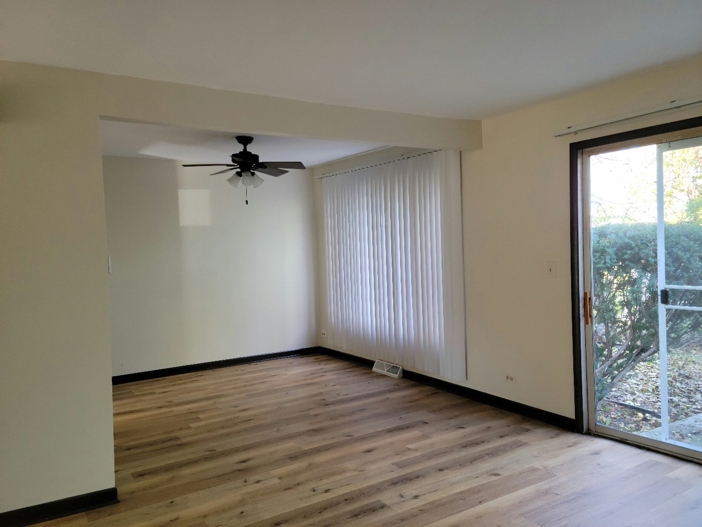 124 Pamela Drive IL