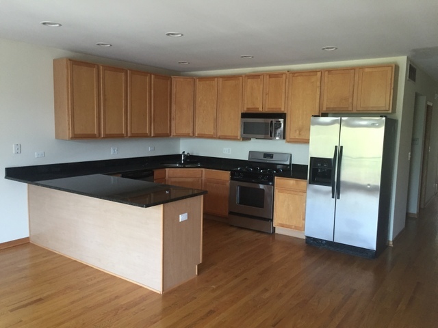 953 W 18TH Street B IL, #B