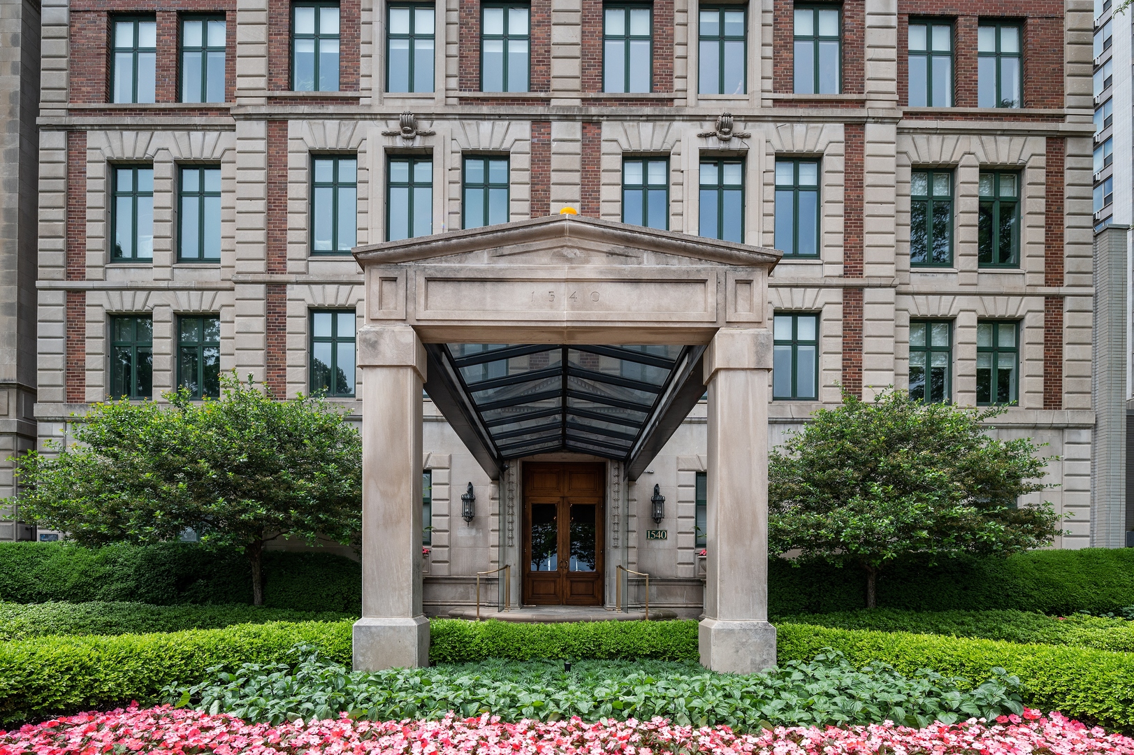 1540 N LAKE SHORE Drive 12S IL, #12S