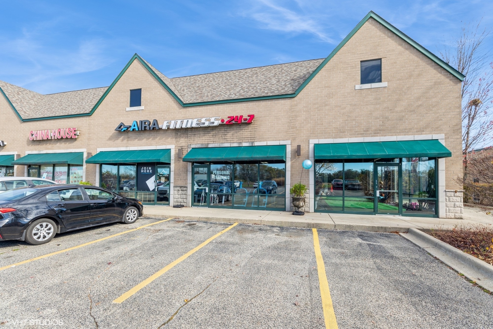 366-380 Bank Drive IL