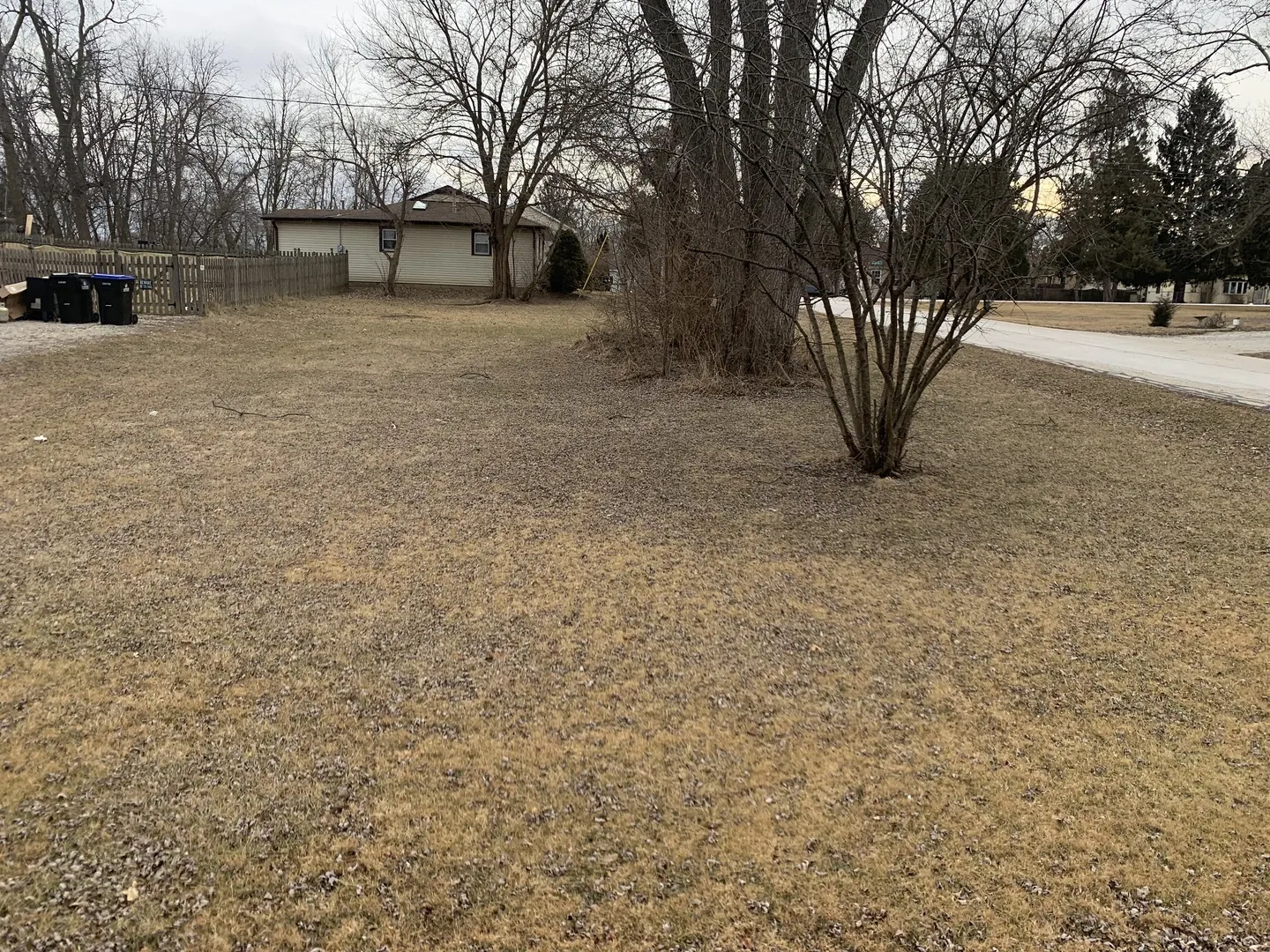 803 East Boulevard IL