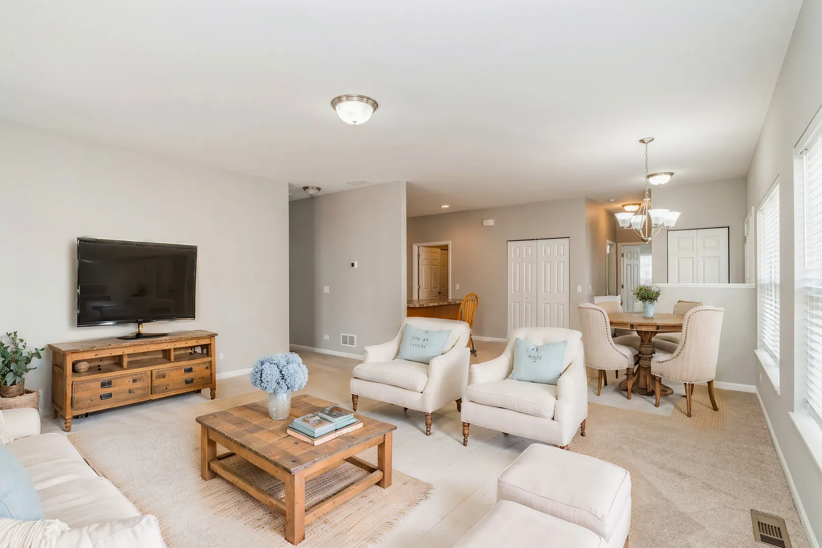 916 Yorktown Street IL
