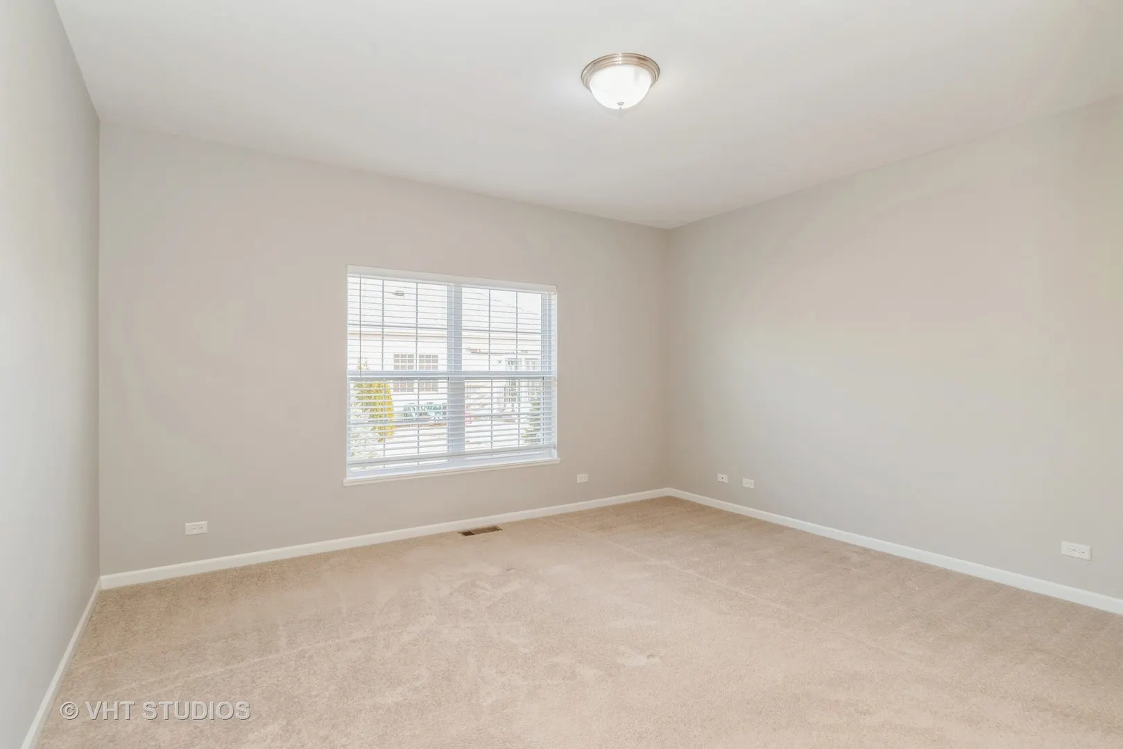 916 Yorktown Street IL