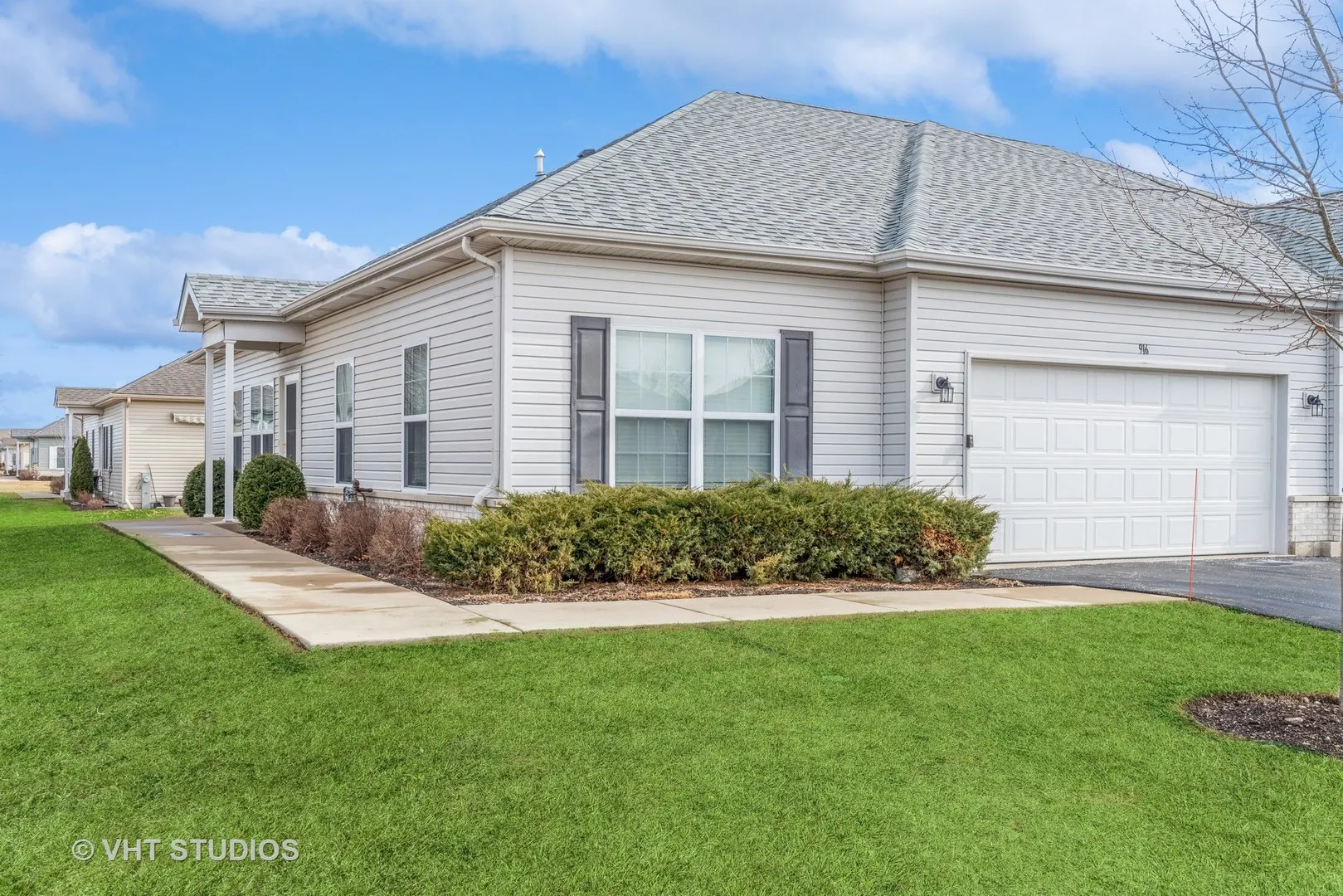 916 Yorktown Street IL