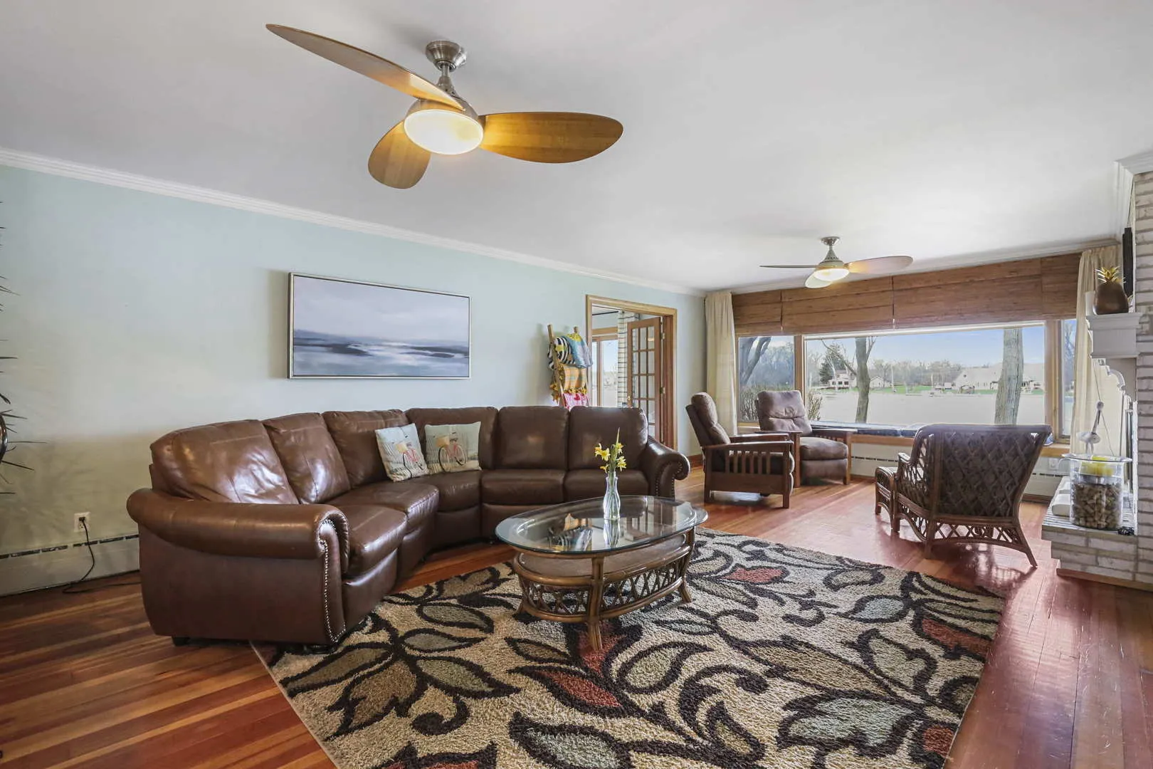 2115 N WOODLAWN PARK Avenue IL
