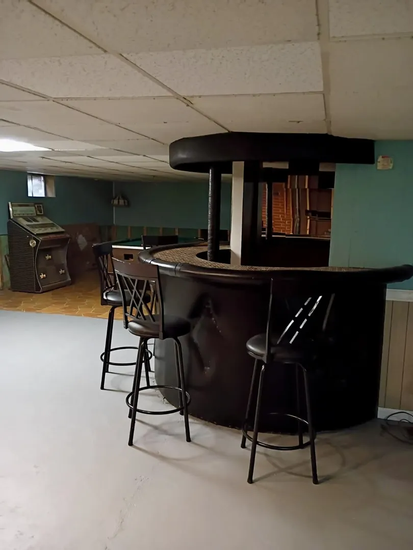 515 Country Club Drive IL