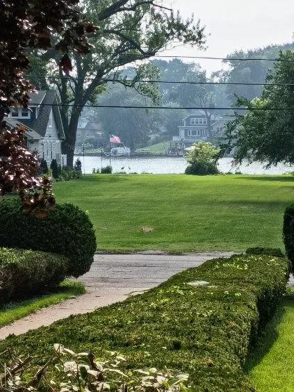 515 Country Club Drive IL