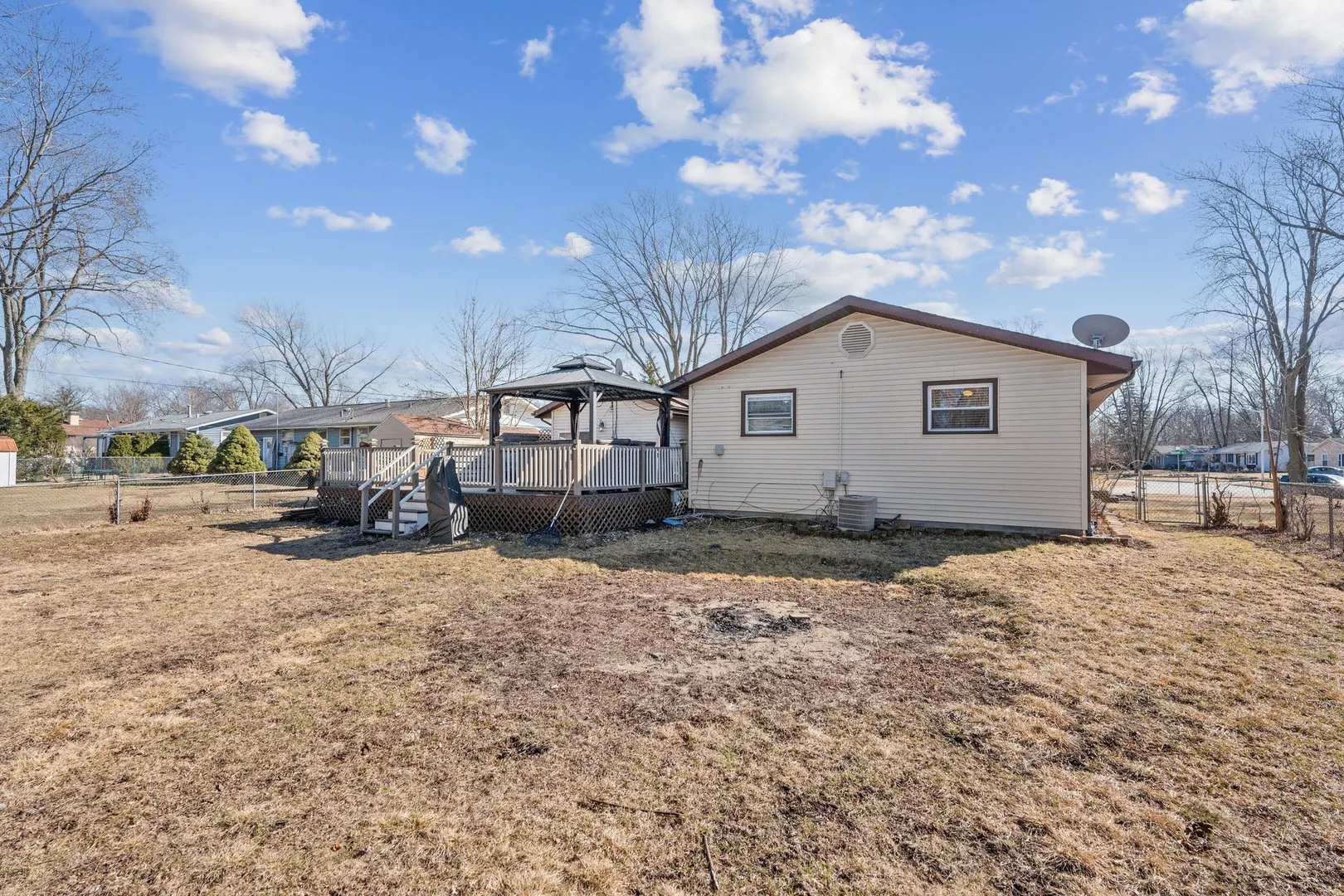 317 Mohawk Drive IL