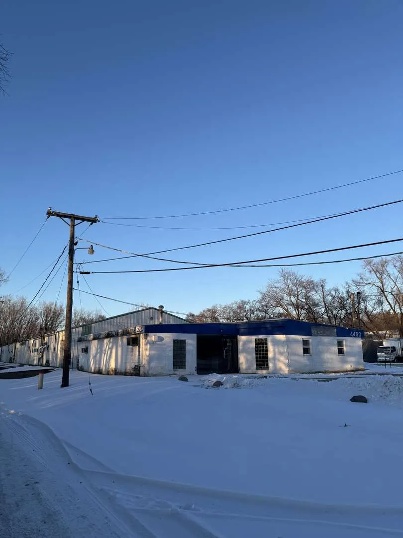 4450 Bull Valley Road IL