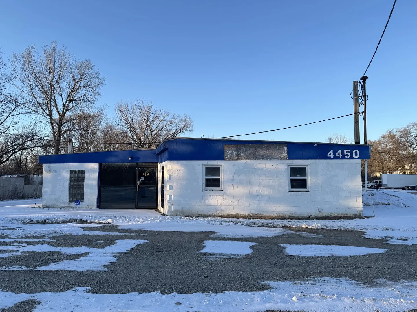 4450 Bull Valley Road IL