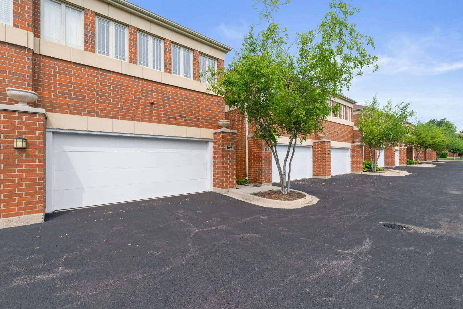 165 Finstad Drive IL