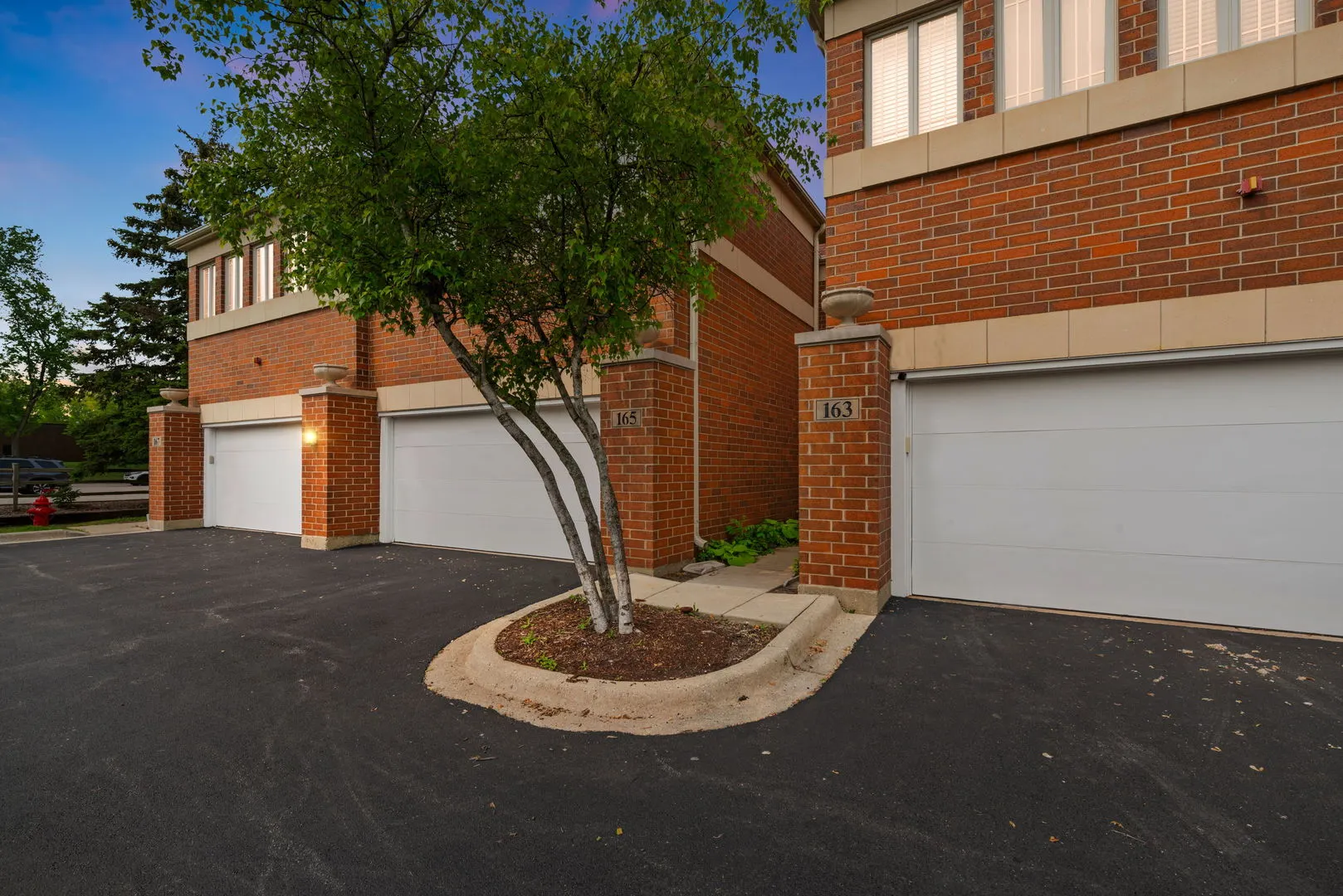 165 Finstad Drive IL