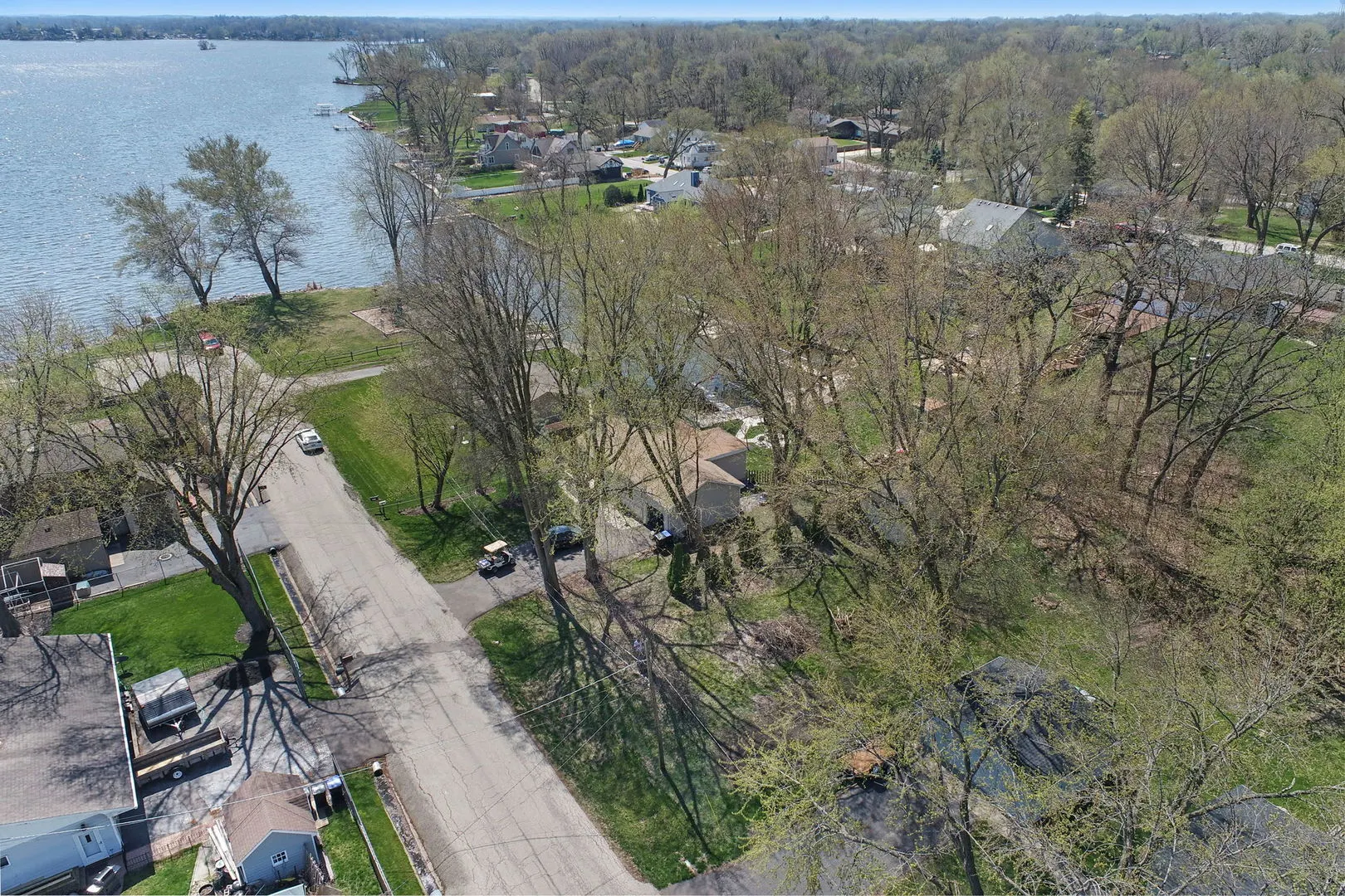 5207 N Lake Street IL