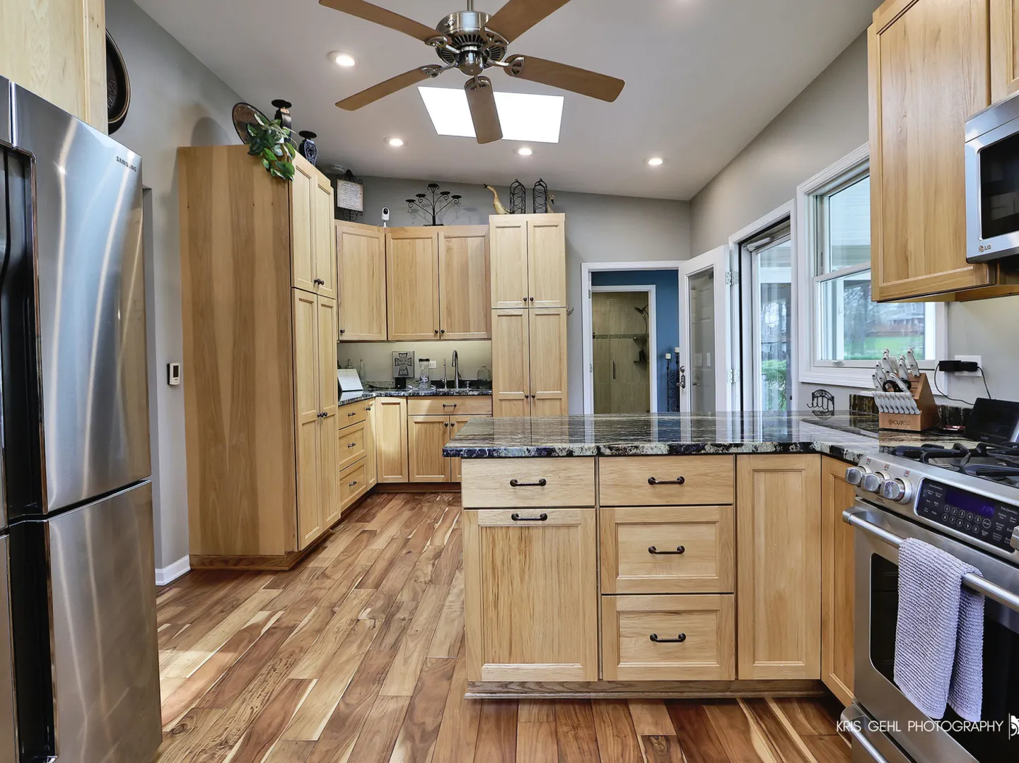 2601 N Villa Lane IL