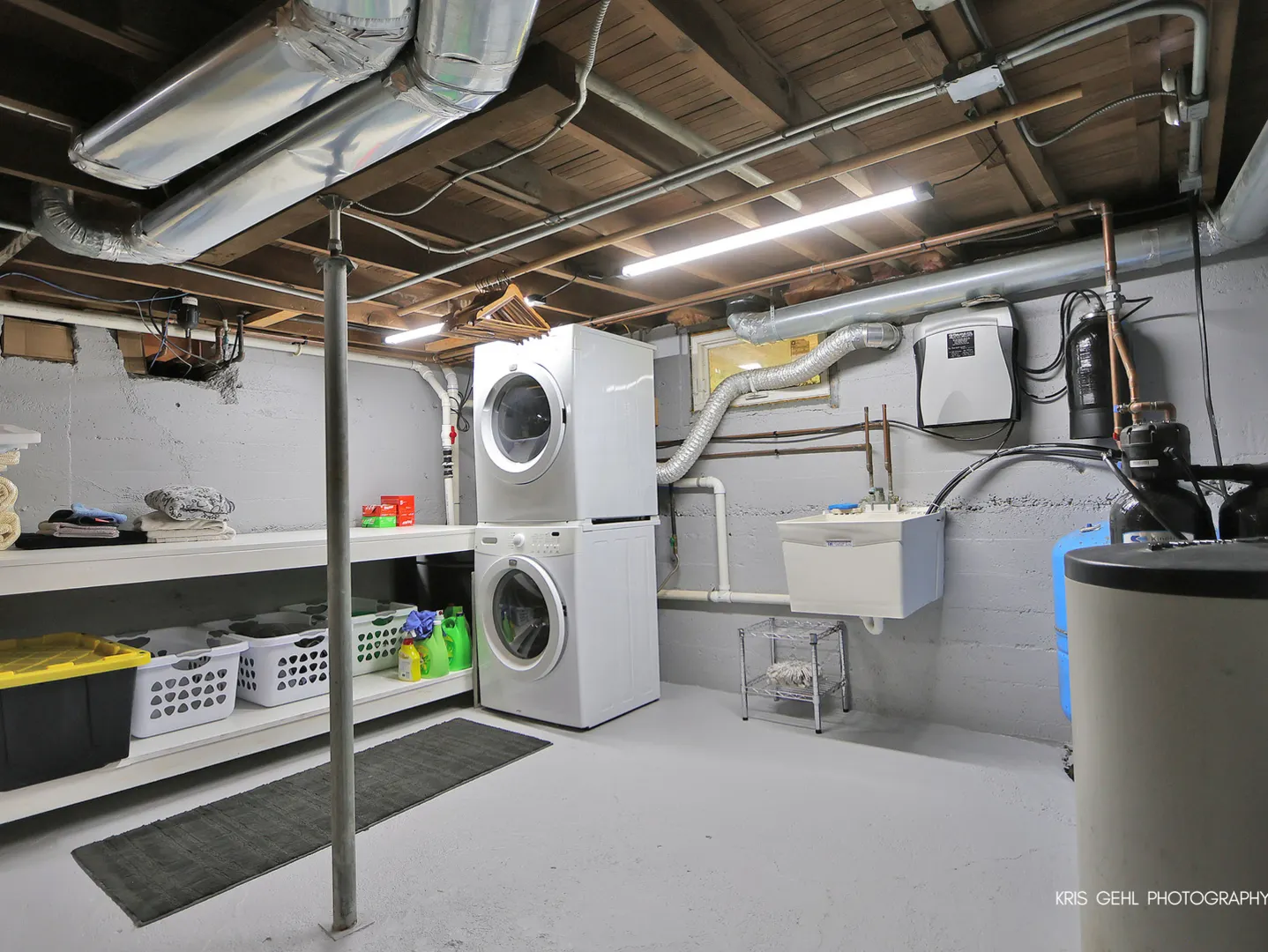 2601 N Villa Lane IL