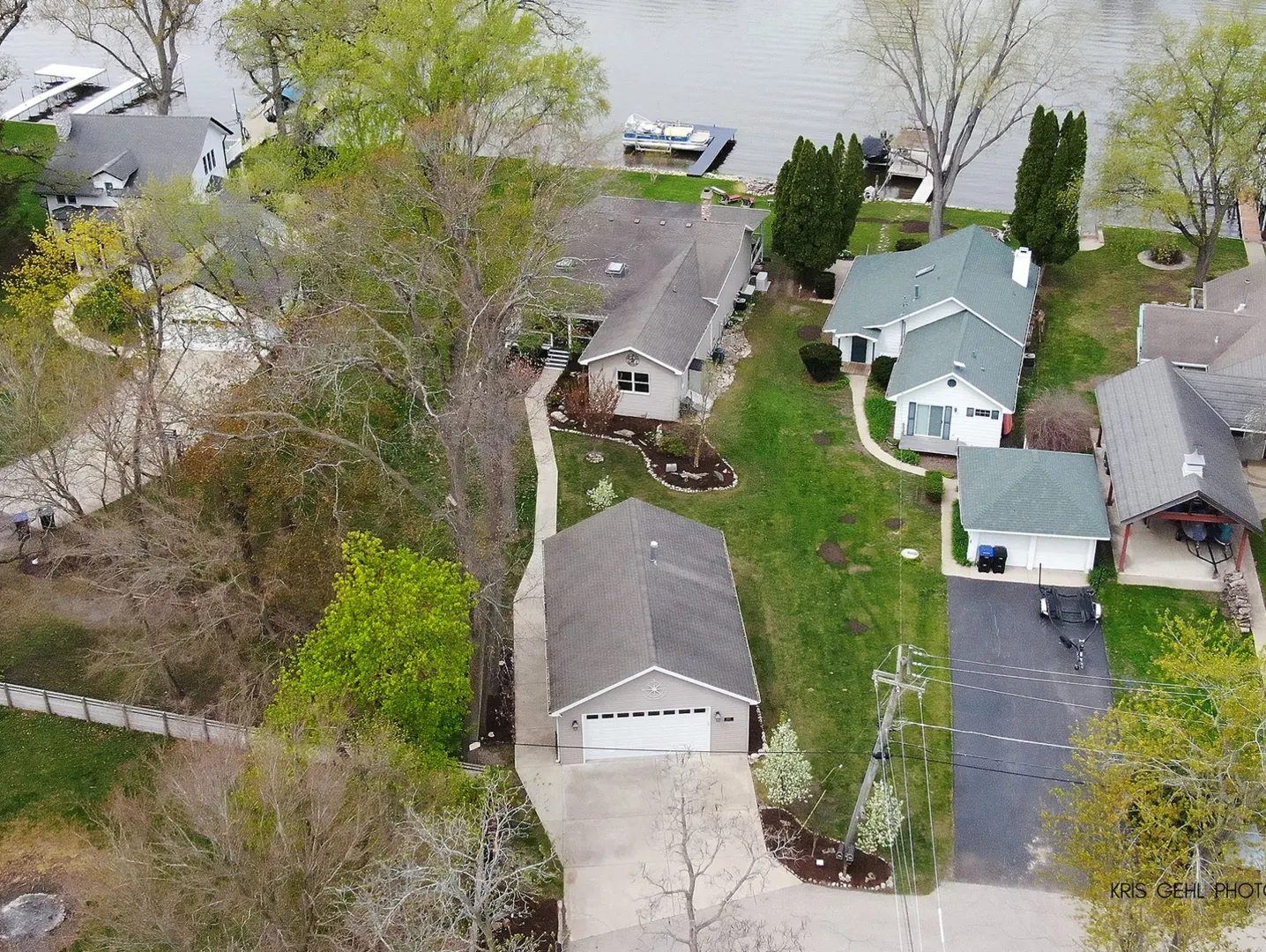 2601 N Villa Lane IL