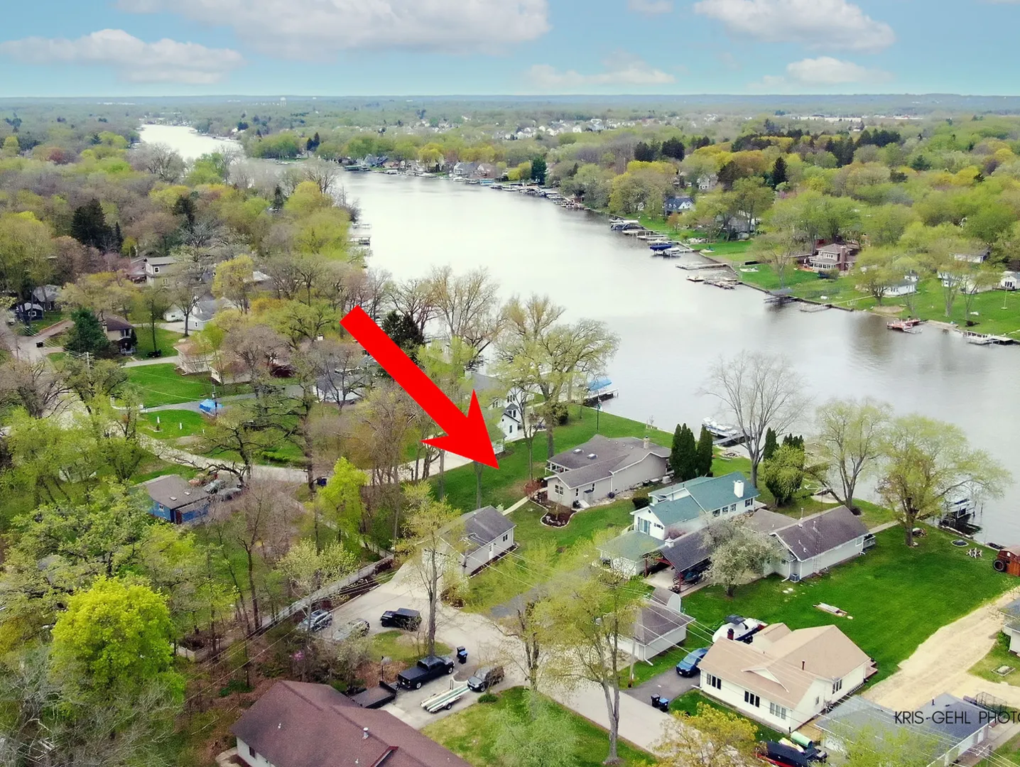 2601 N Villa Lane IL