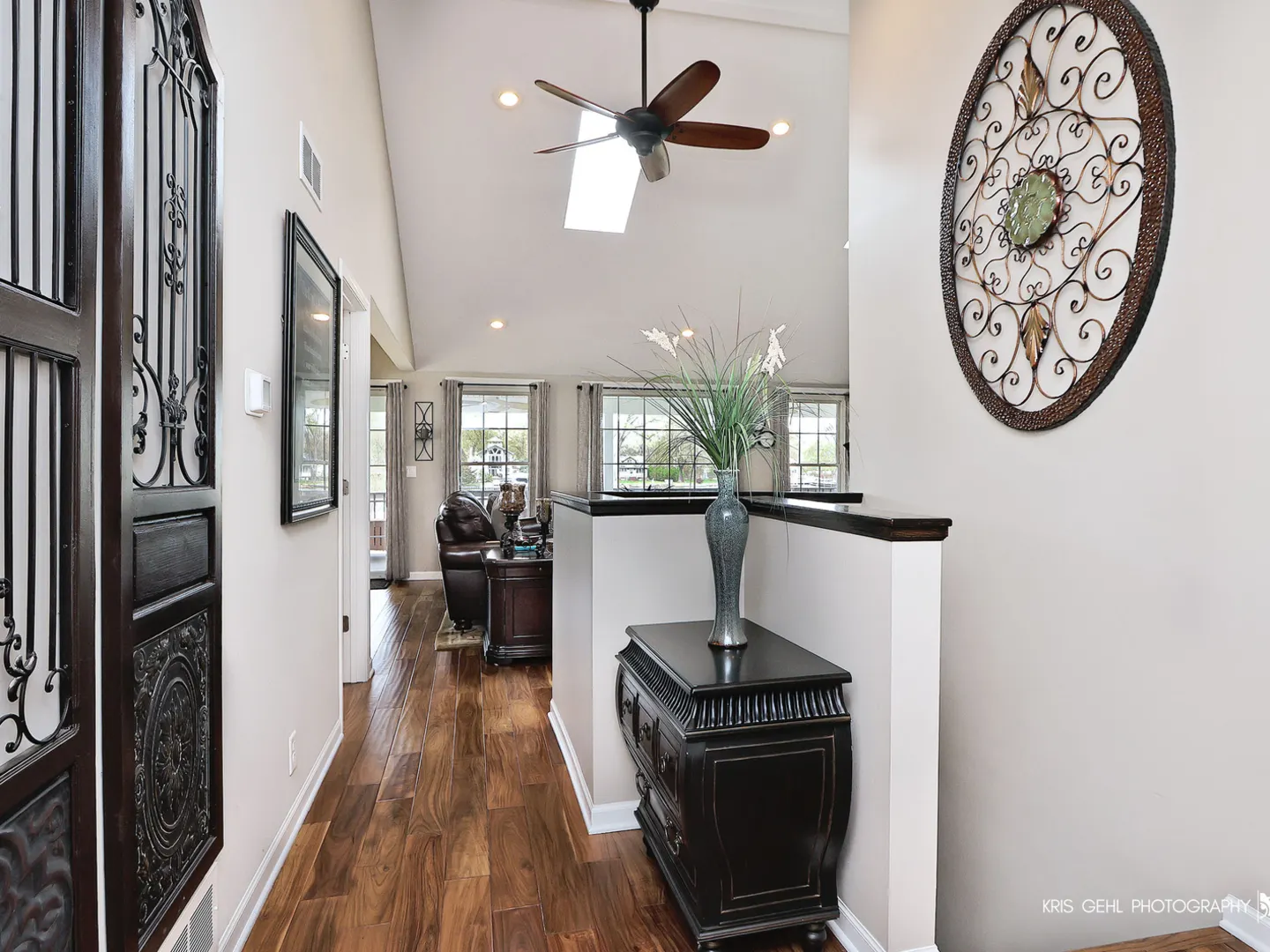 2601 N Villa Lane IL