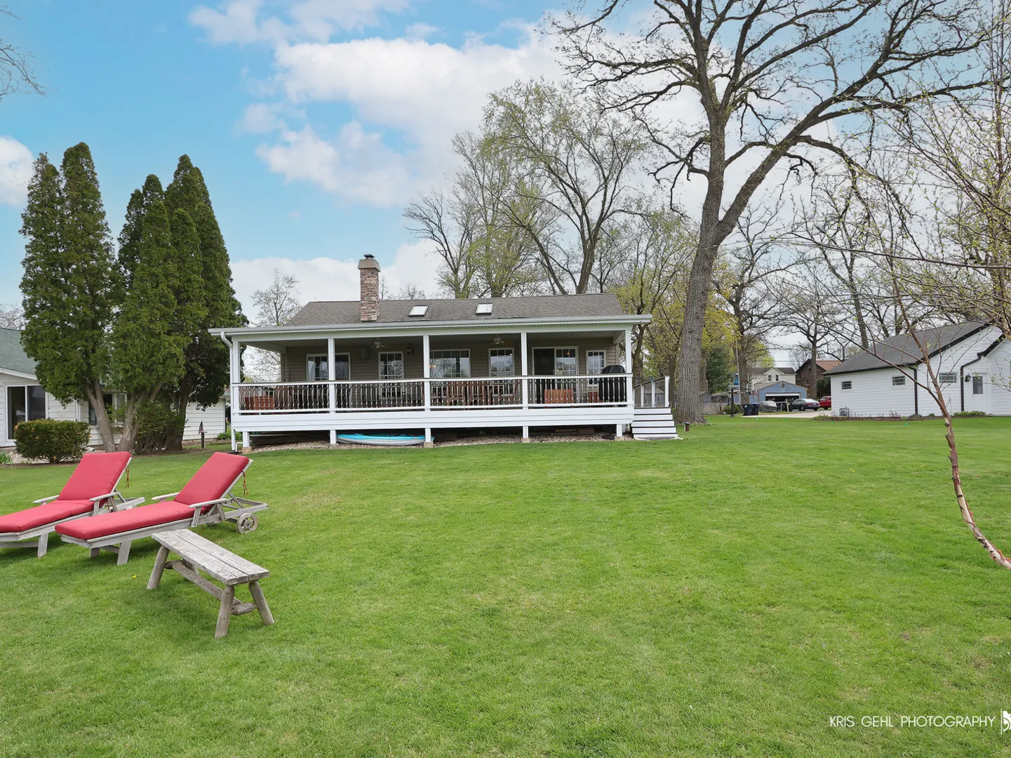 2601 N Villa Lane IL
