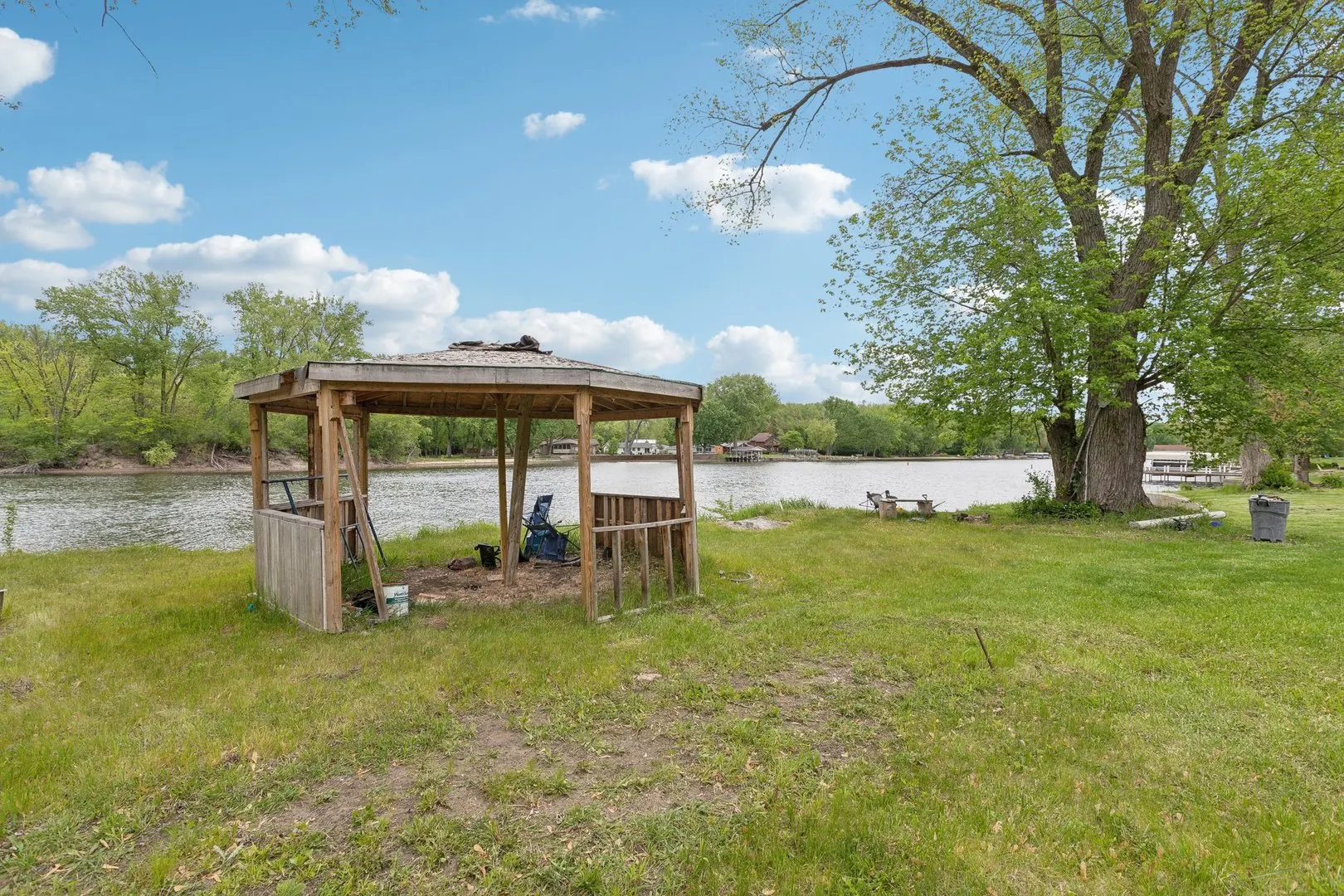 2418 Colby Drive IL