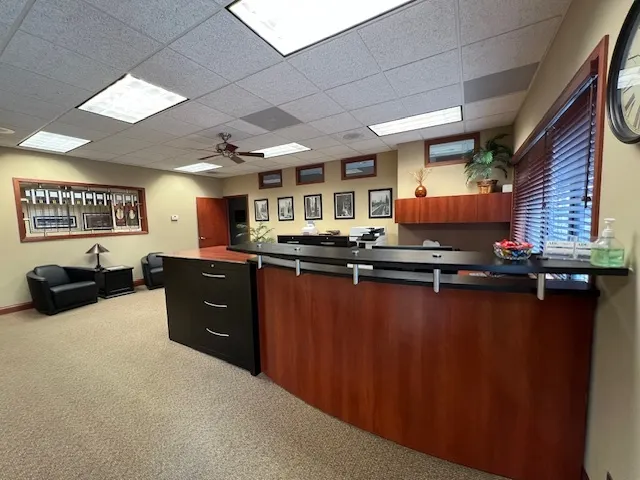 711 Ridgeview Drive IL #711-713