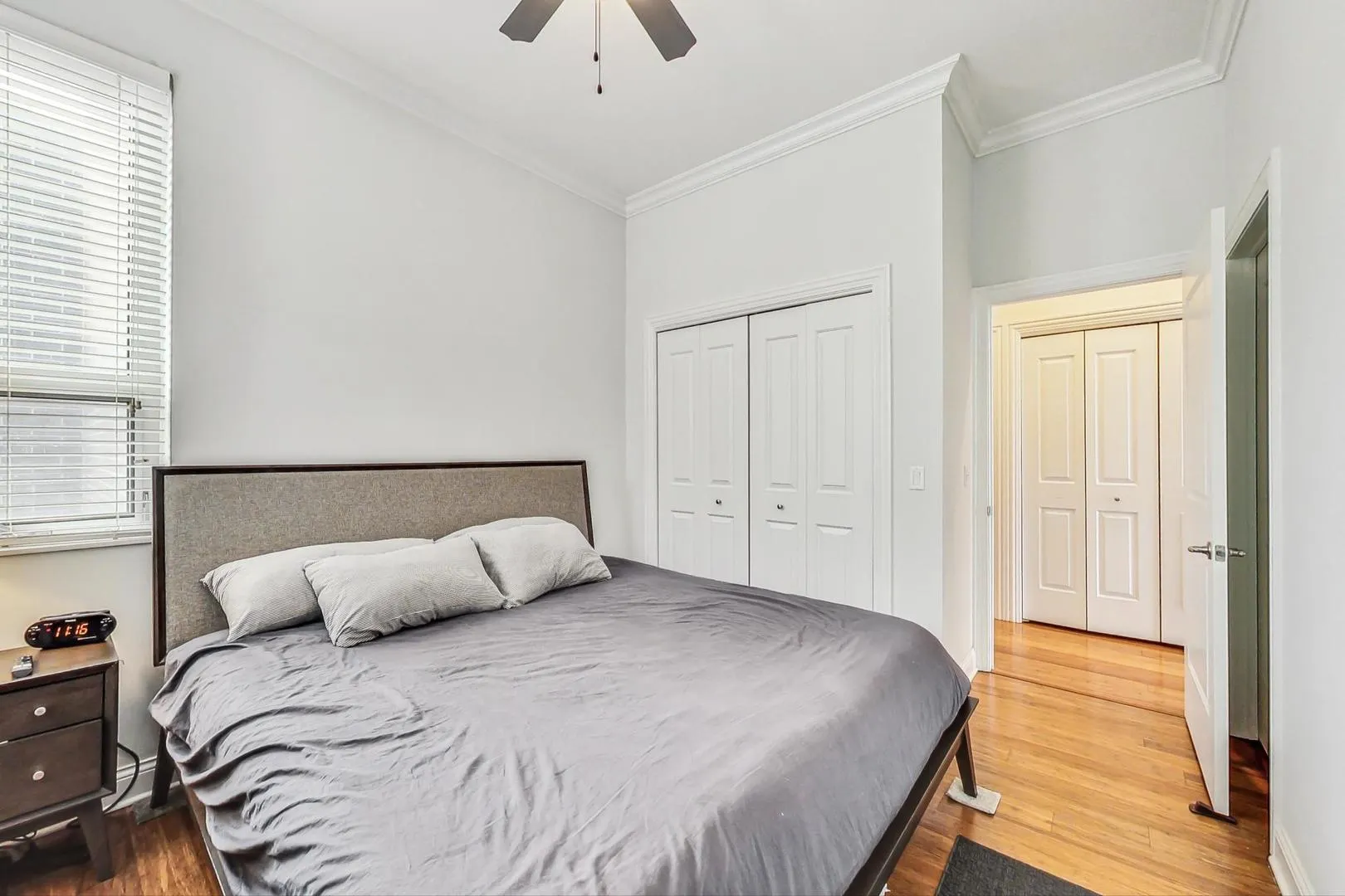 1249 W Madison Street 301 IL