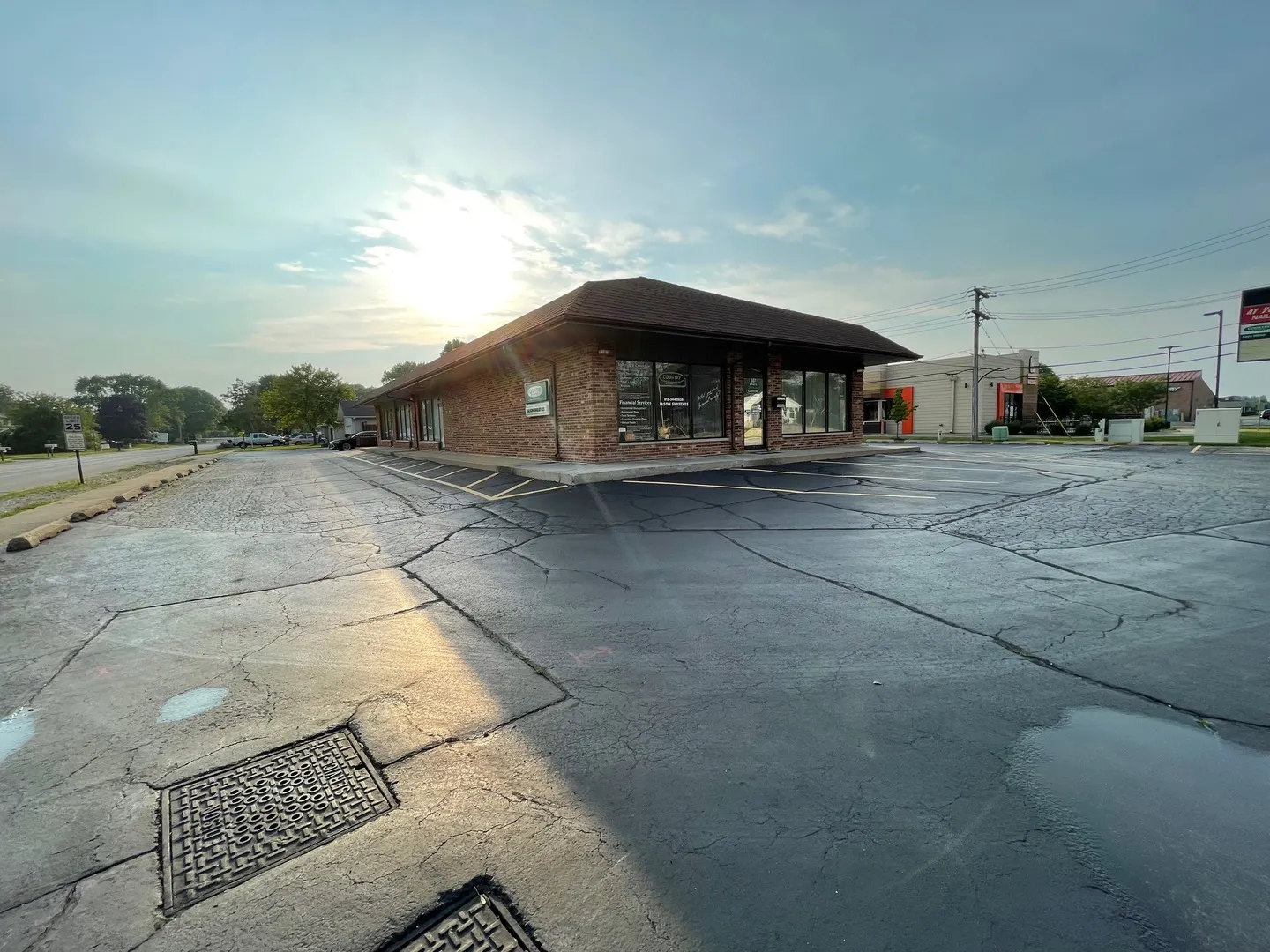 615 Front Street IL