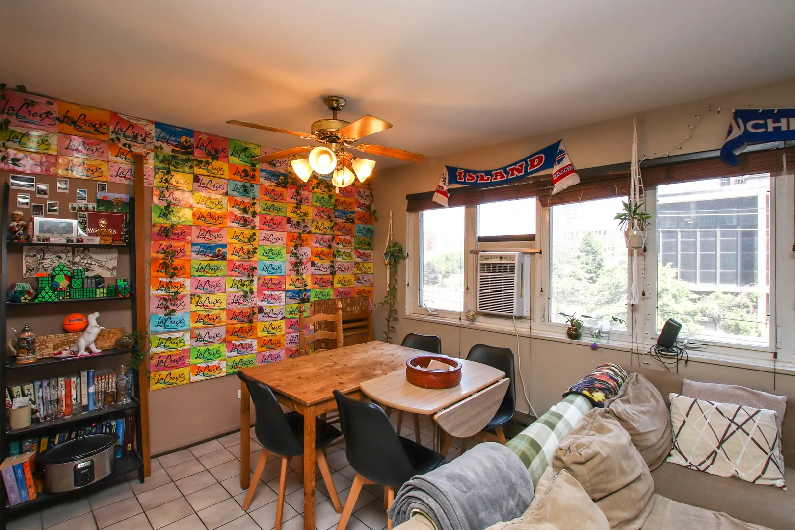 700 W Bittersweet Place 309 IL