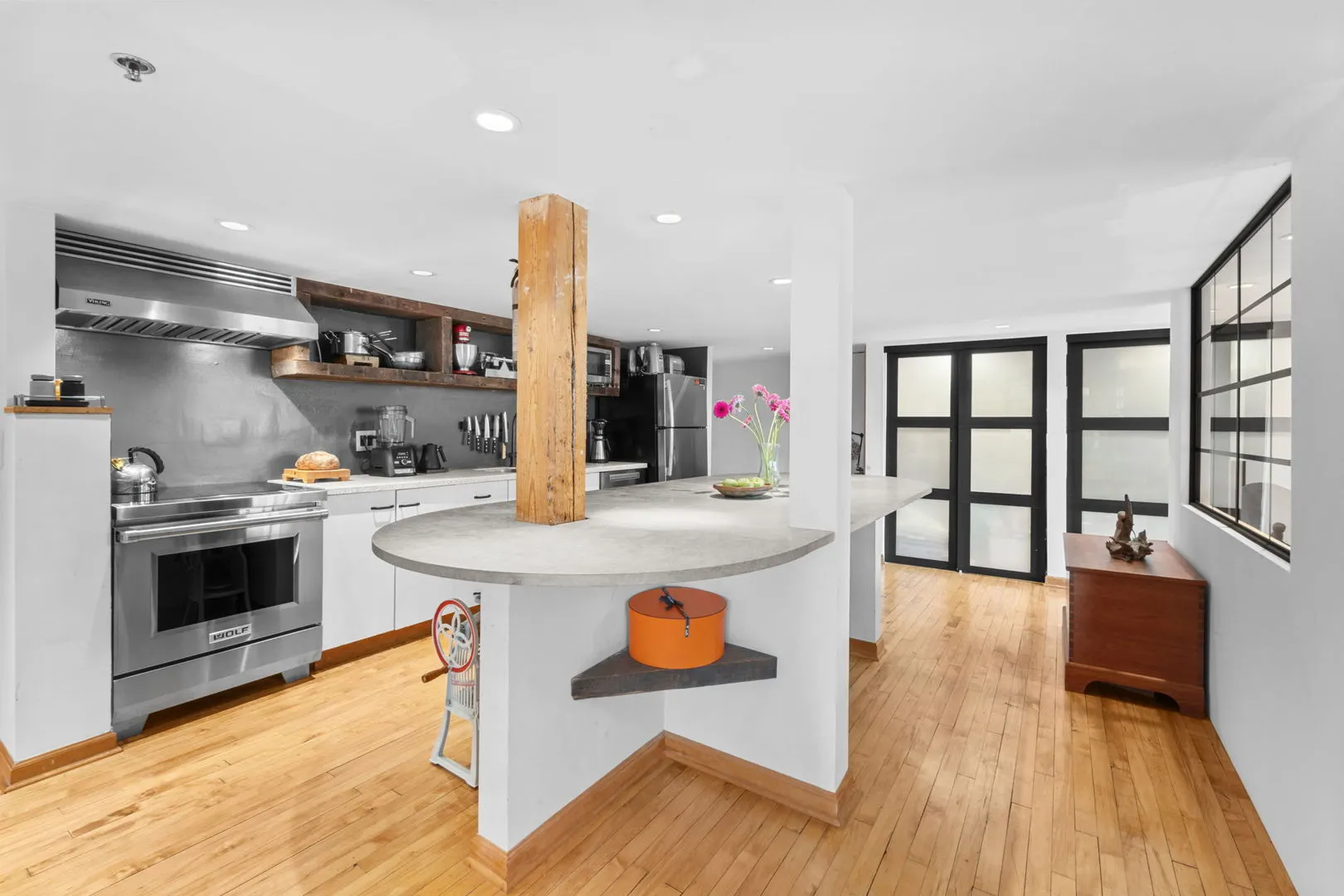 531 S Plymouth Court 602 IL