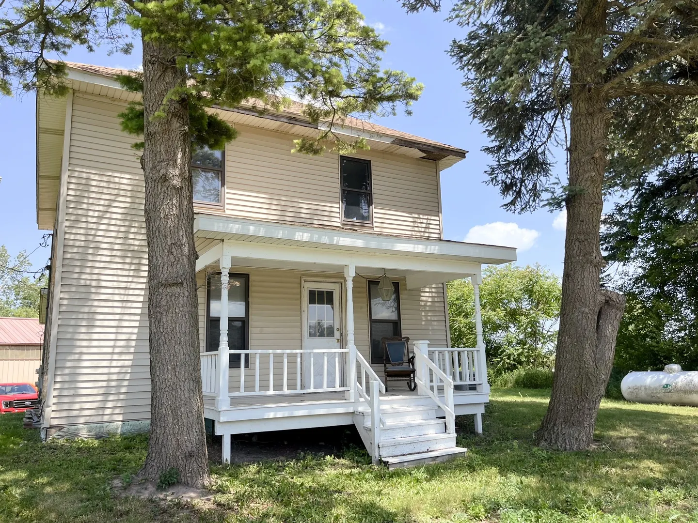 1620 S River Road IL