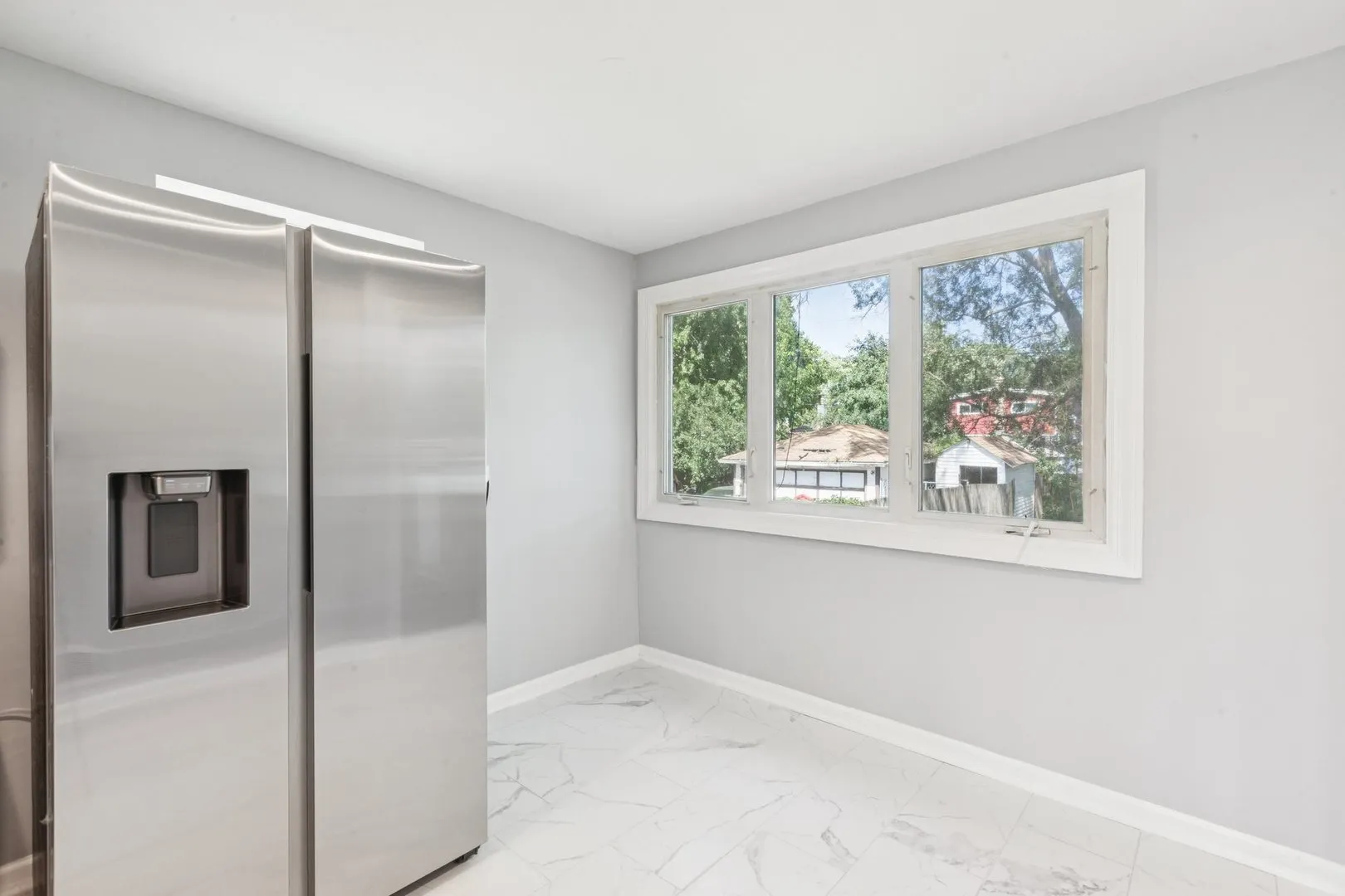 8753 S TROY Avenue IL