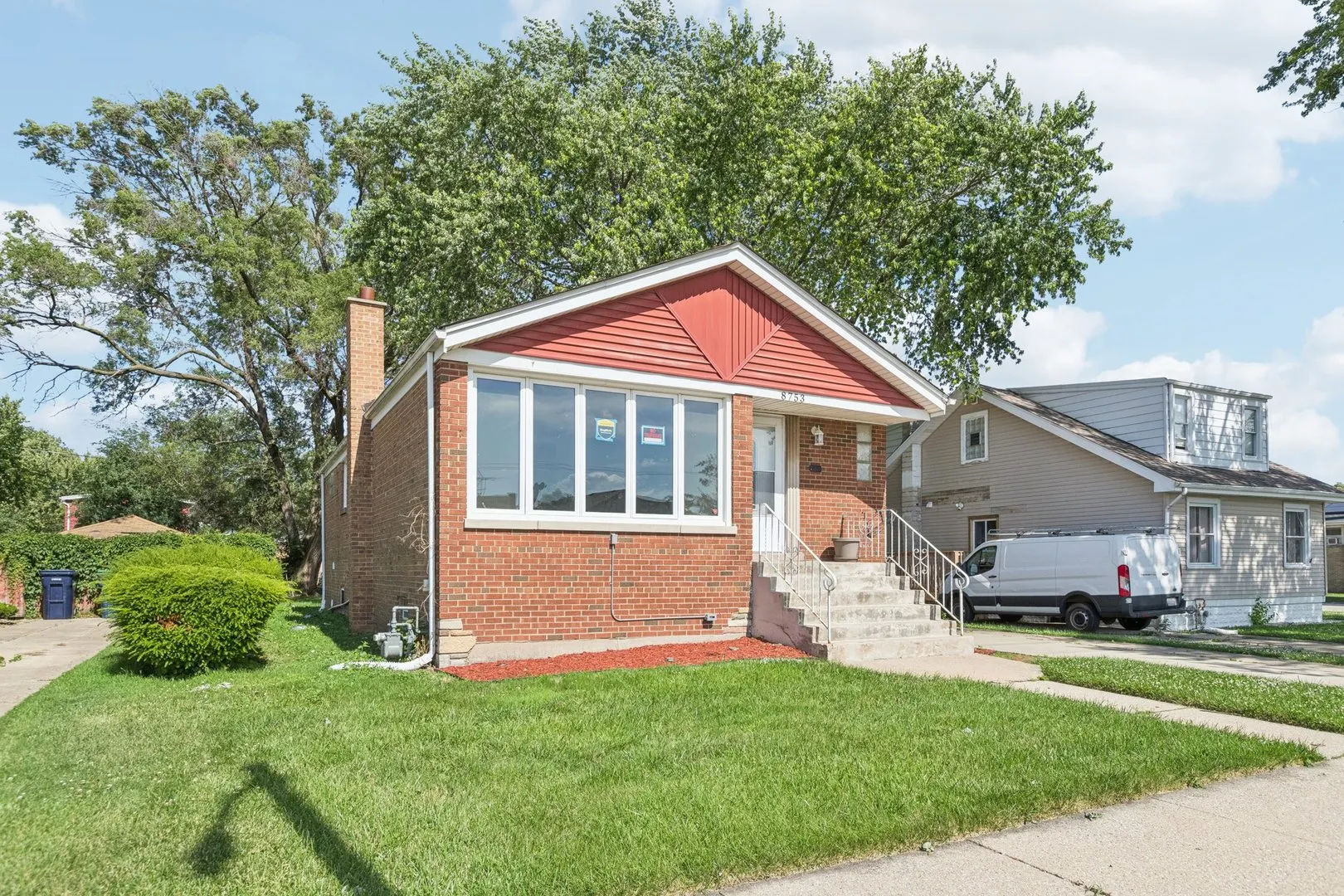 8753 S TROY Avenue IL