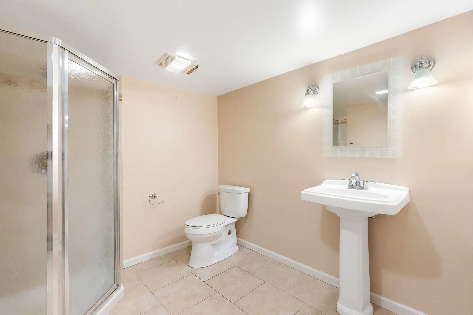 3528 Riverside Drive IL