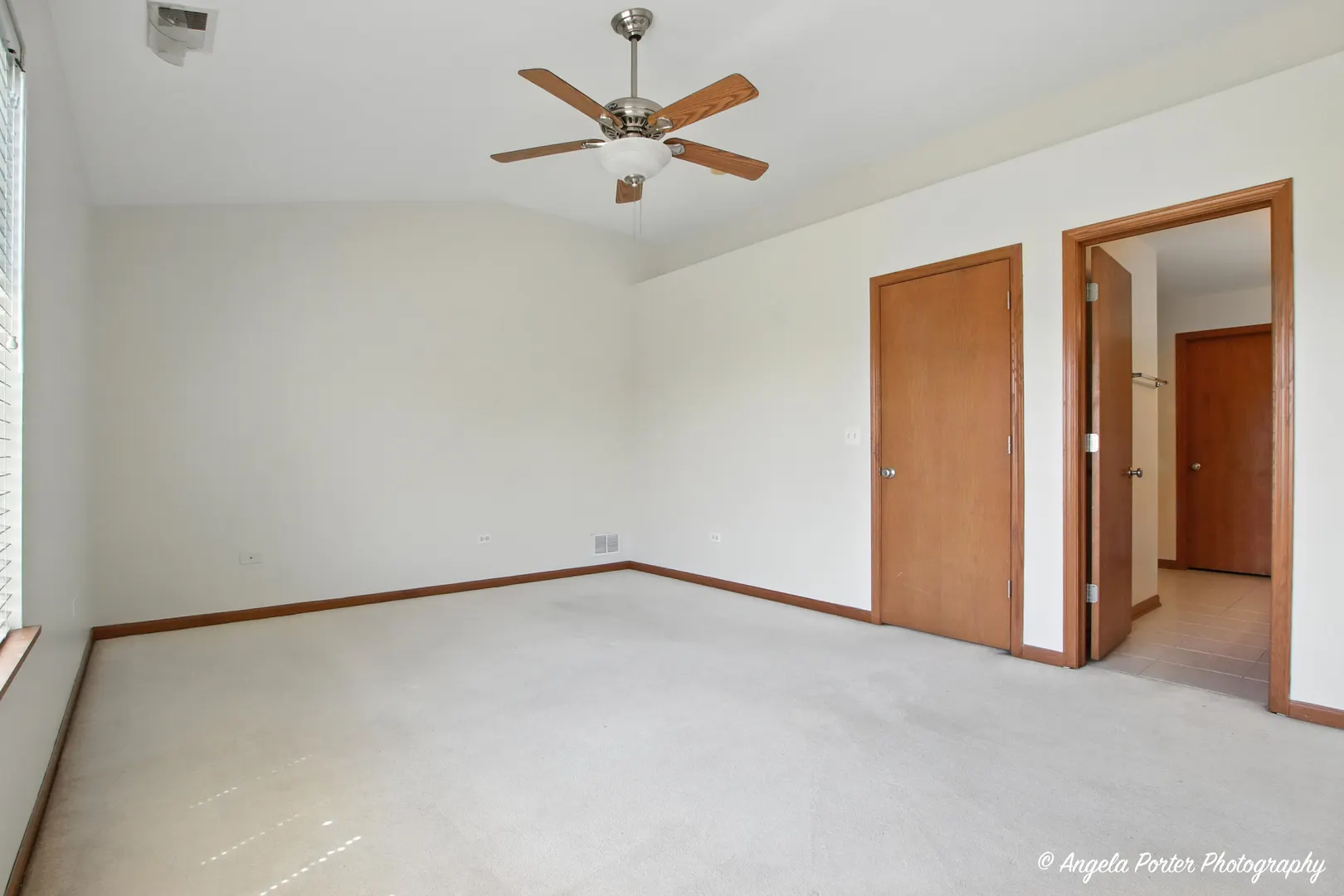 509 Legend Lane IL