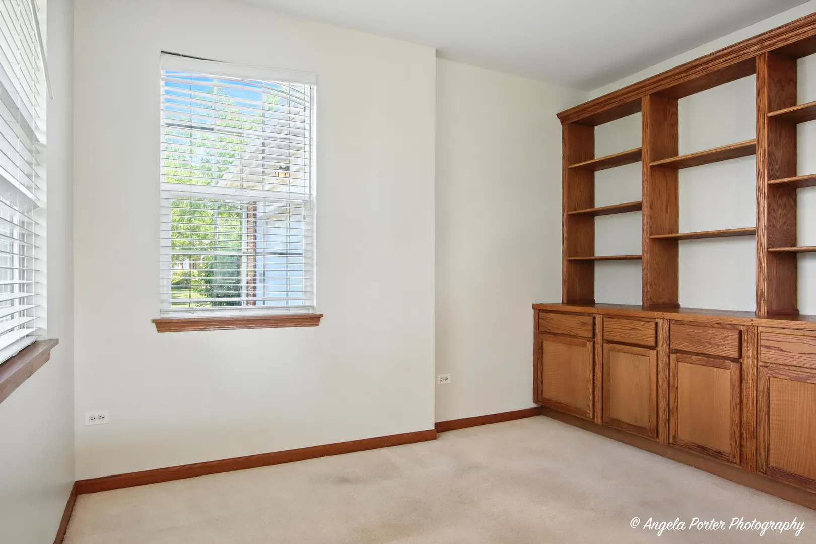 509 Legend Lane IL