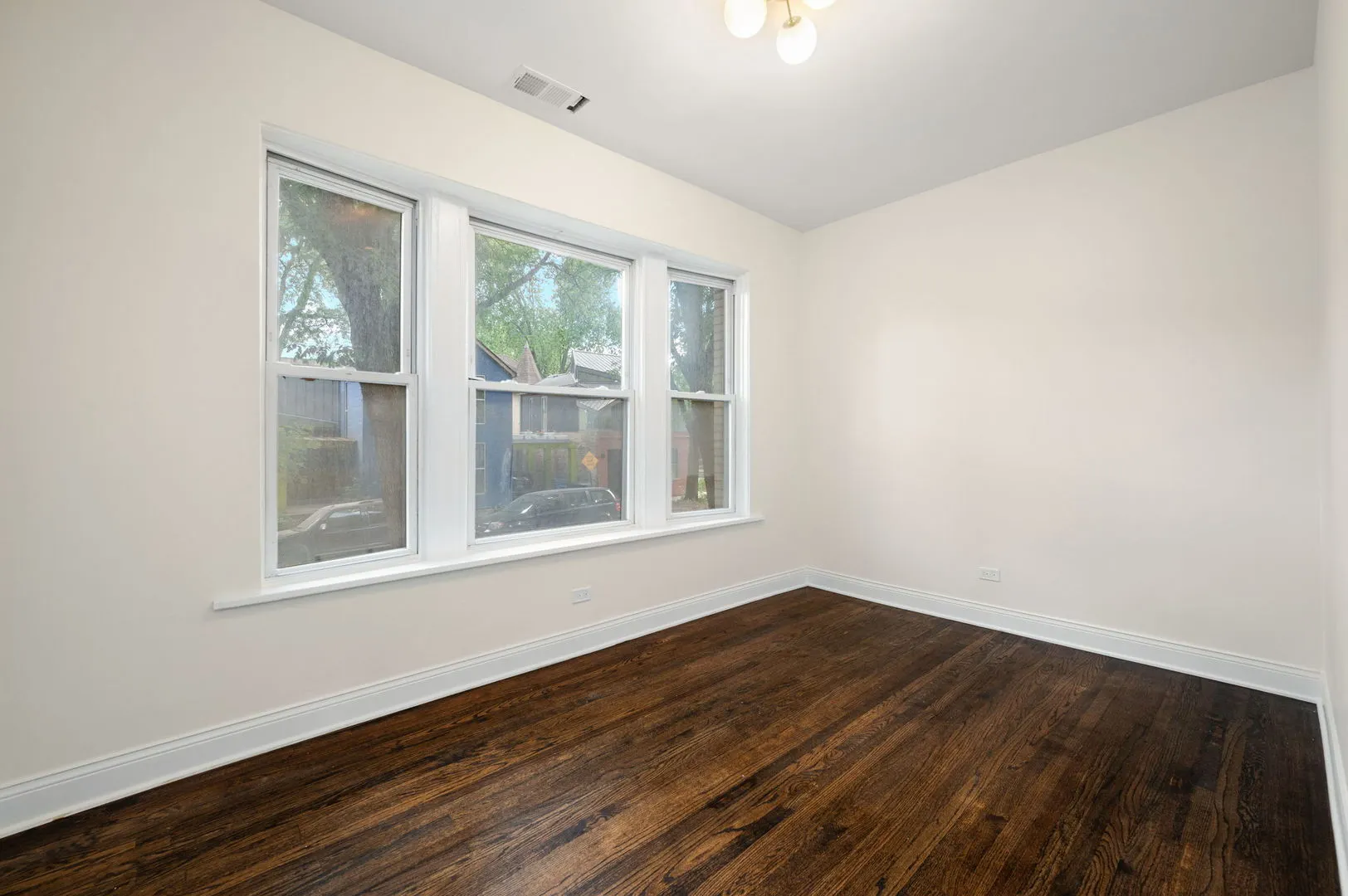 1338 W Hollywood Avenue 1 IL
