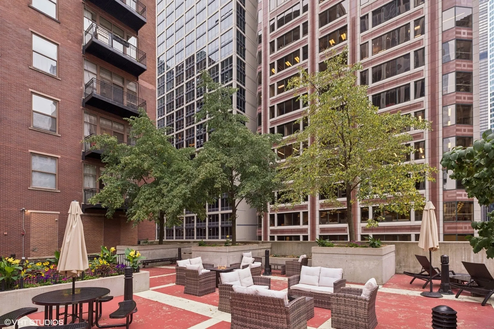 212 W Washington Street 1112 IL