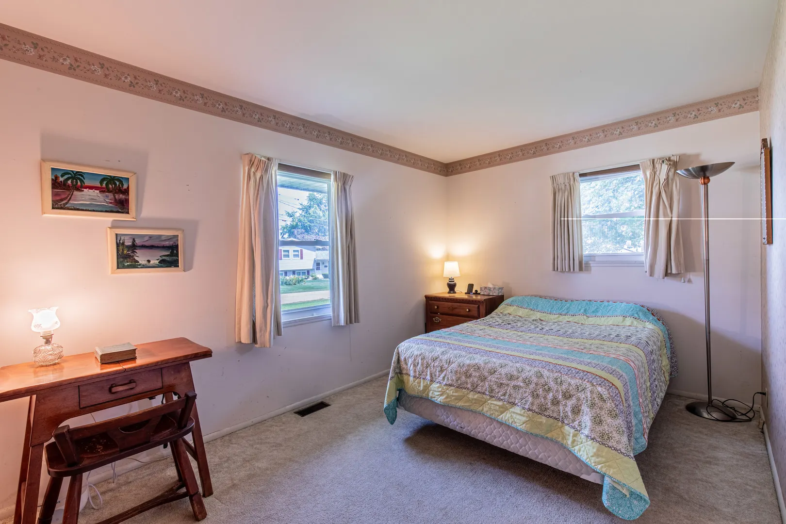 698 Downey Drive IL