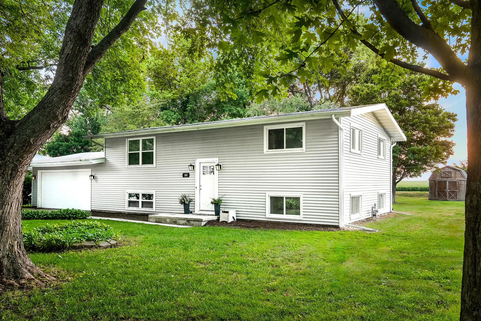 502 S East Street IL